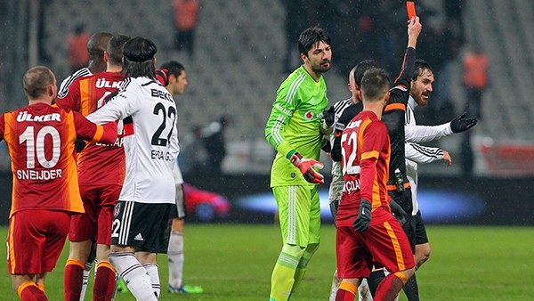 Cüneyt Çakır Veli Kavlak'ı neden attı?