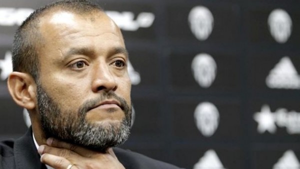 Valencia, 2018'e kadar Nuno'ya emanet 
