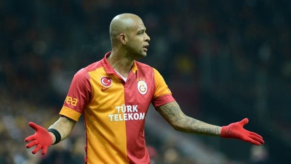 Felipe Melo'dan Galatasaray'a kötü haber!