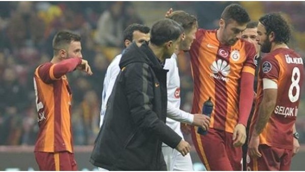 Galatasaray'dan Burak Yılmaz açıklaması