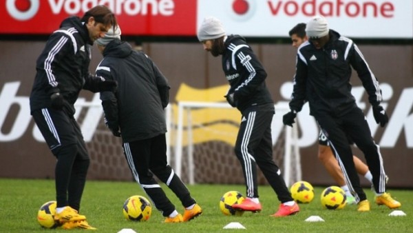 Beşiktaş derbiye hazırlanıyor