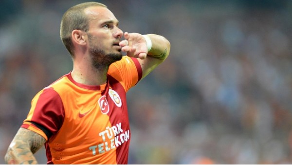 Sneijder'lı Juventus 11'i planı yapıldı