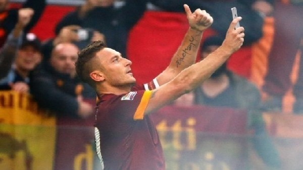 Golden sonra selfie yaptı, cezayı yedi!