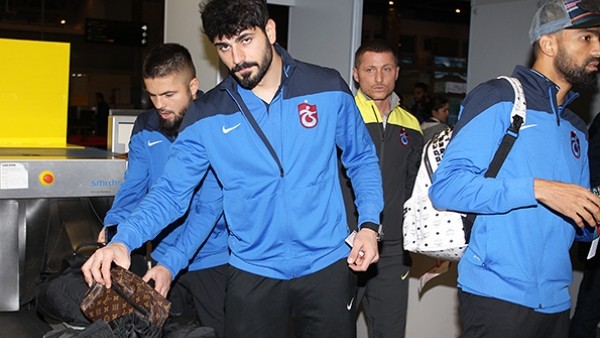 Trabzonspor, 9 eksikle Balıkesir'e gitti 