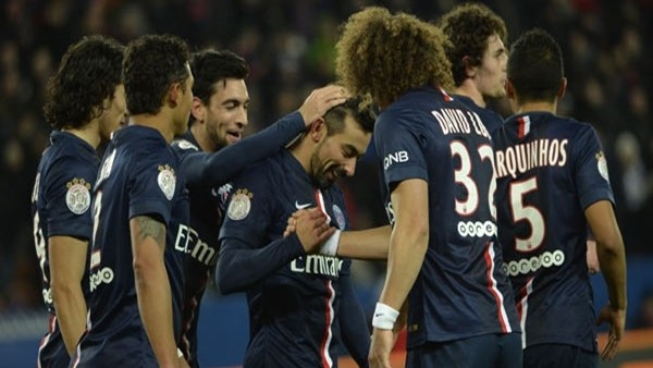 PSG, Lavezzi ile zirve takibinde!