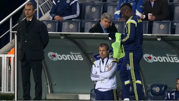 İngiliz devi Emenike'ye talip!