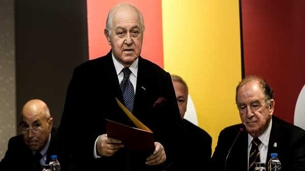 Galatasaray Divan Kurulu'nda Yarsuvat tepkisi!