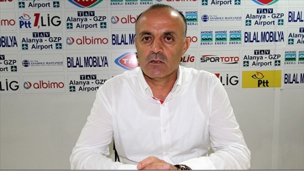 Denizlispor, Özcan Bizati ile devam edecek