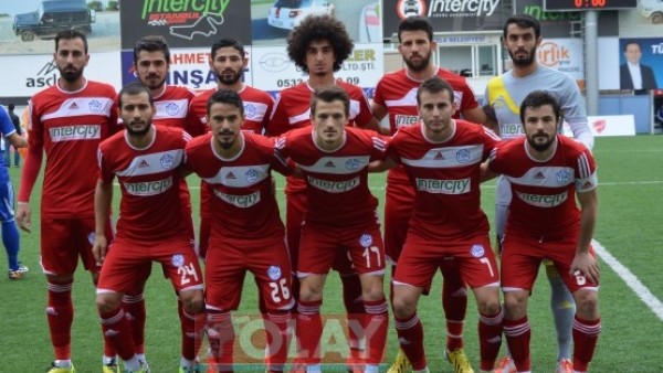 Tuzlaspor'un sahasında bileği bükülmüyor