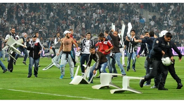 Olaylı derbiyle ilgili 52 taraftar yargılanacak!