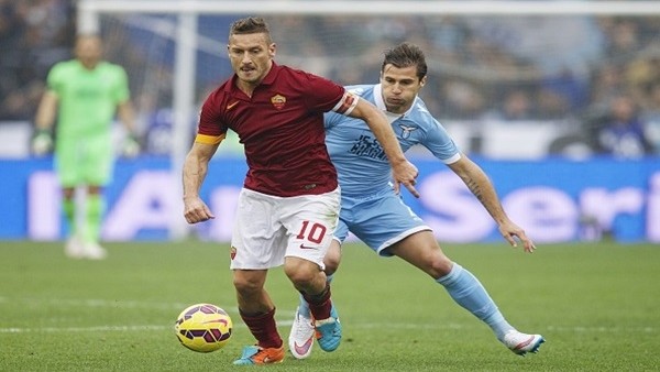 Roma Lazio derbisinde Totti'ye büyük jest!