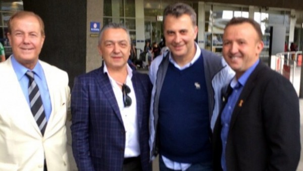 Fikret Orman, Avustralya'da