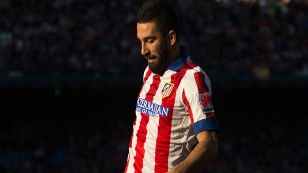 Arda Turan'la dalga geçti!