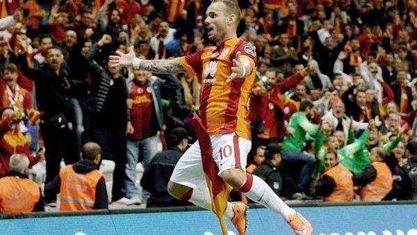 Rize karşısında gizli golcü Sneijder