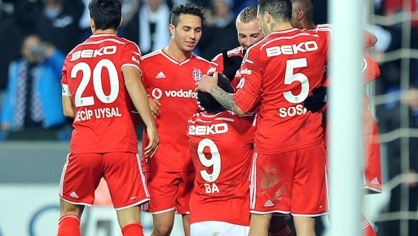 Beşiktaş deplasmanda coşuyor