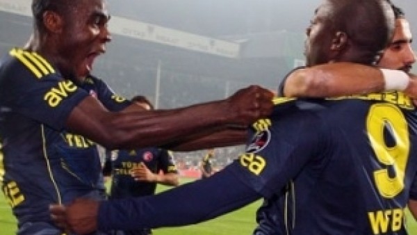 Fenerbahçe'nin Emenike kararı