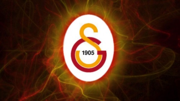 Galatasaray Burak Yılmaz'ın tedavisine açıklık getirdi