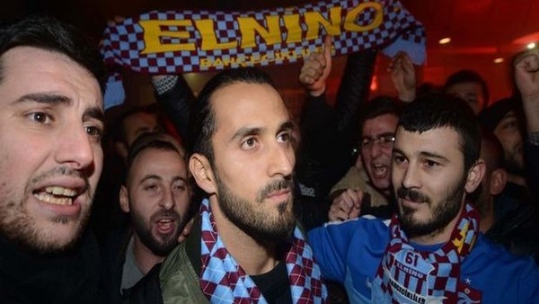 Trabzonspor'da Erkan Zengin'in transferine tepki