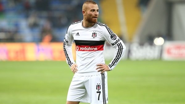 Gökhan Töre: 