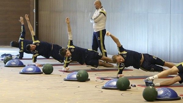 Fenerbahçe, salonda çalıştı