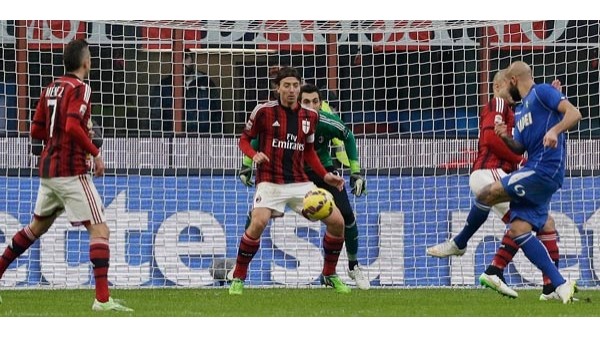 Milan, San Siro'da vuruldu 