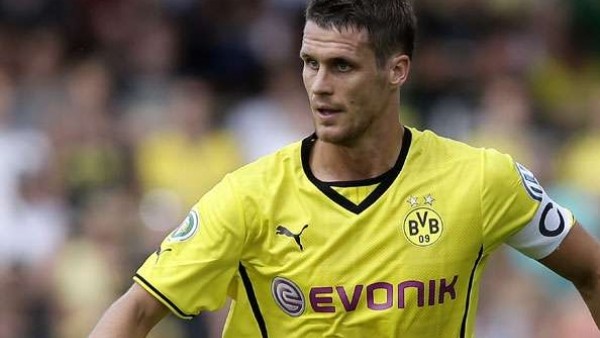 Borussia Dortmund'da Kehl 4 hafta yok