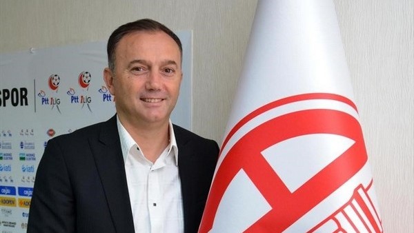 Antalyaspor'da hedef savaşan bir takım kurmak