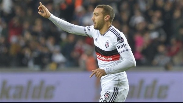 Cenk Tosun: 'Şampiyon olmak için elimizden geleni yapacağız'