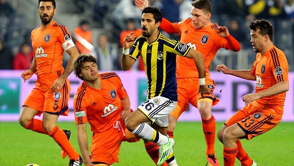 Fenerbahçe, Başakşehir'i rahat geçti