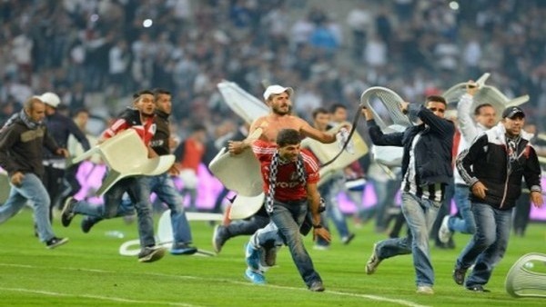 Olaylı G.Saray-Beşiktaş derbisine kamu cezası!