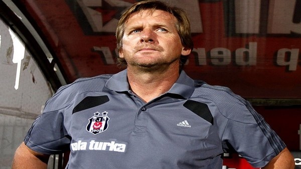 Beşiktaş'ın eski hocası Premier Lig yolunda