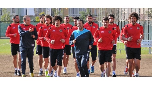 Albimo Alanyaspor'da Gaziantep Büyükşehir Belediyespor'a hazırlanıyor