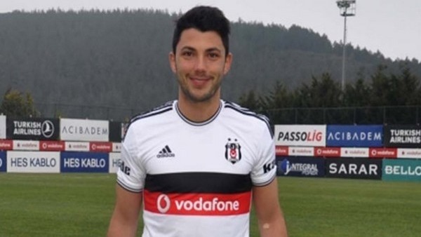Beşiktaşın yeni transferleri Opare ve Tolgay'a lisans çıkmadı!