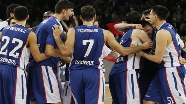 Anadolu Efes'ten iyi başlangıç