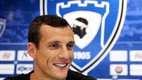 Squillaci bir yıl daha Bastia'da