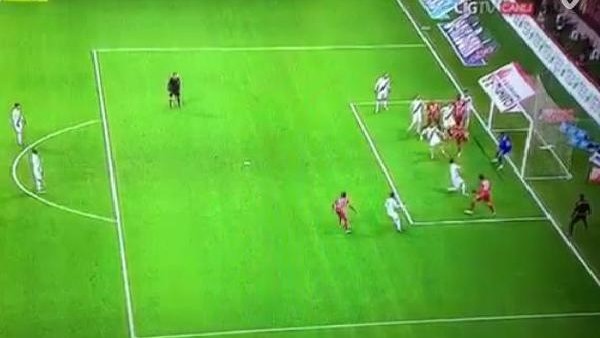 Galatasaray'ın golünde ofsayt var mı?