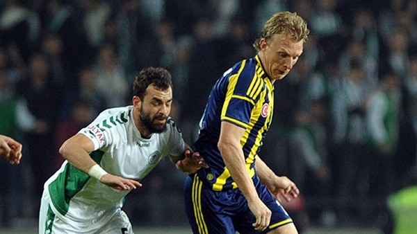 Dirk Kuyt'tan taraftarlara derbi mesajı