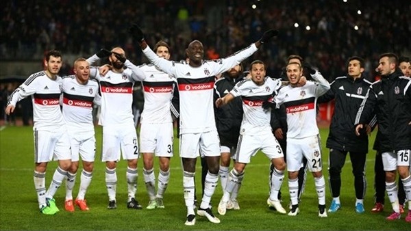 Beşiktaş 100. yılı yakaladı!