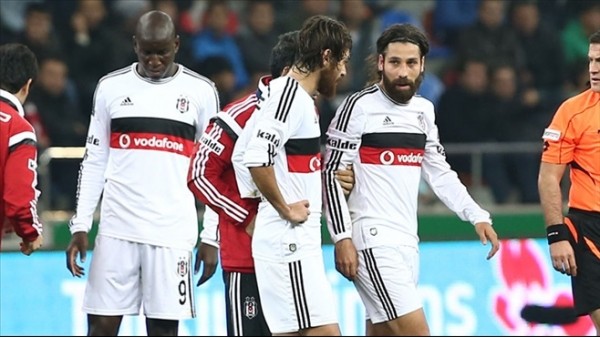 Beşiktaş, Arsenal'den sonra Liverpool'a da 1-0 yenildi