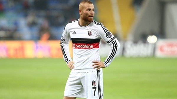 Gökhan Töre, Demba Ba'ya çalışıyor!