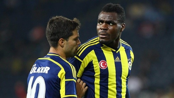 Takım arkadaşı Emenike'yi yaktı!