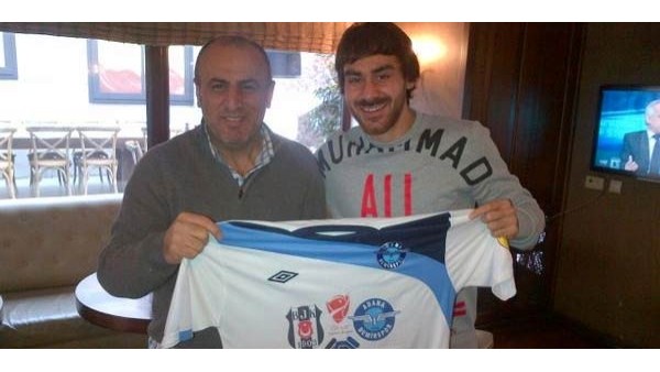 Adana Demirspor'dan Veli Kavlak'a özel forma