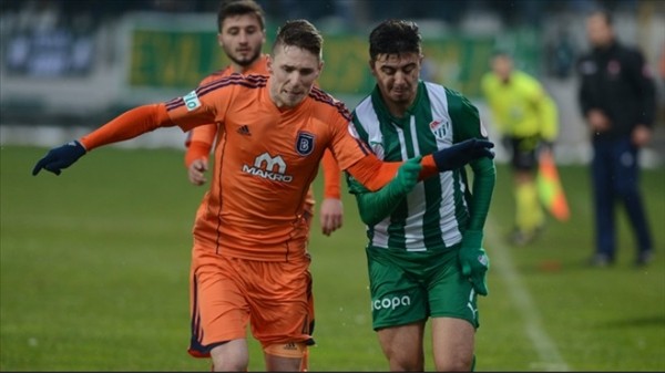 Bursaspor penaltılar ile turladı