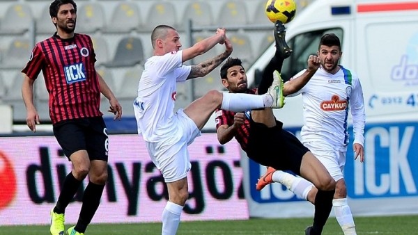 Süper Lig'de düşme hattı kaynıyor