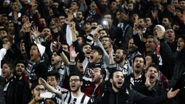 ''Beşiktaş taraftarı, vuvuzeladan gürültülü''