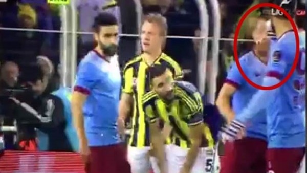 Egemen Korkmaz, ile Aykut Demir arasında gergin anlar