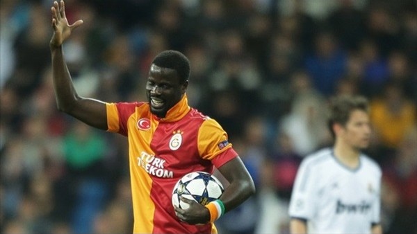 Galatasaray, 3 kadro dışı oyuncuya servet dağıtacak!