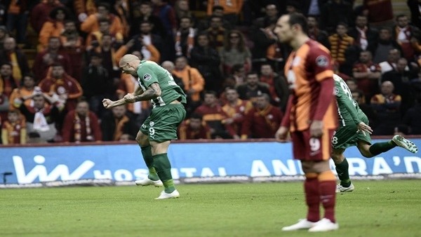 Galatasaray Hamza Hamzaoğlu yönetiminde ilk kez...
