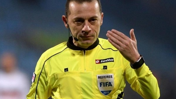 Cüneyt Çakır Süper Lig'in lideri
