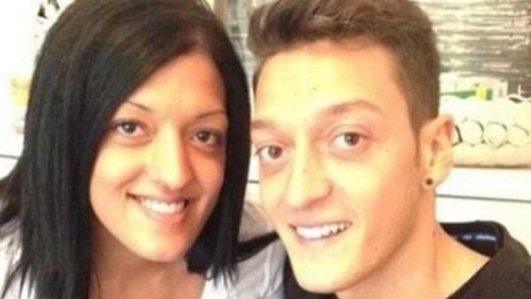 Mesut Özil'in fotoğrafı olay oldu!